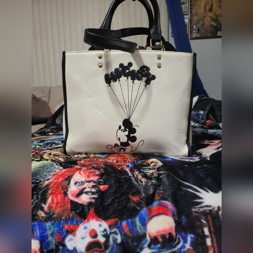 Mickey loungefly